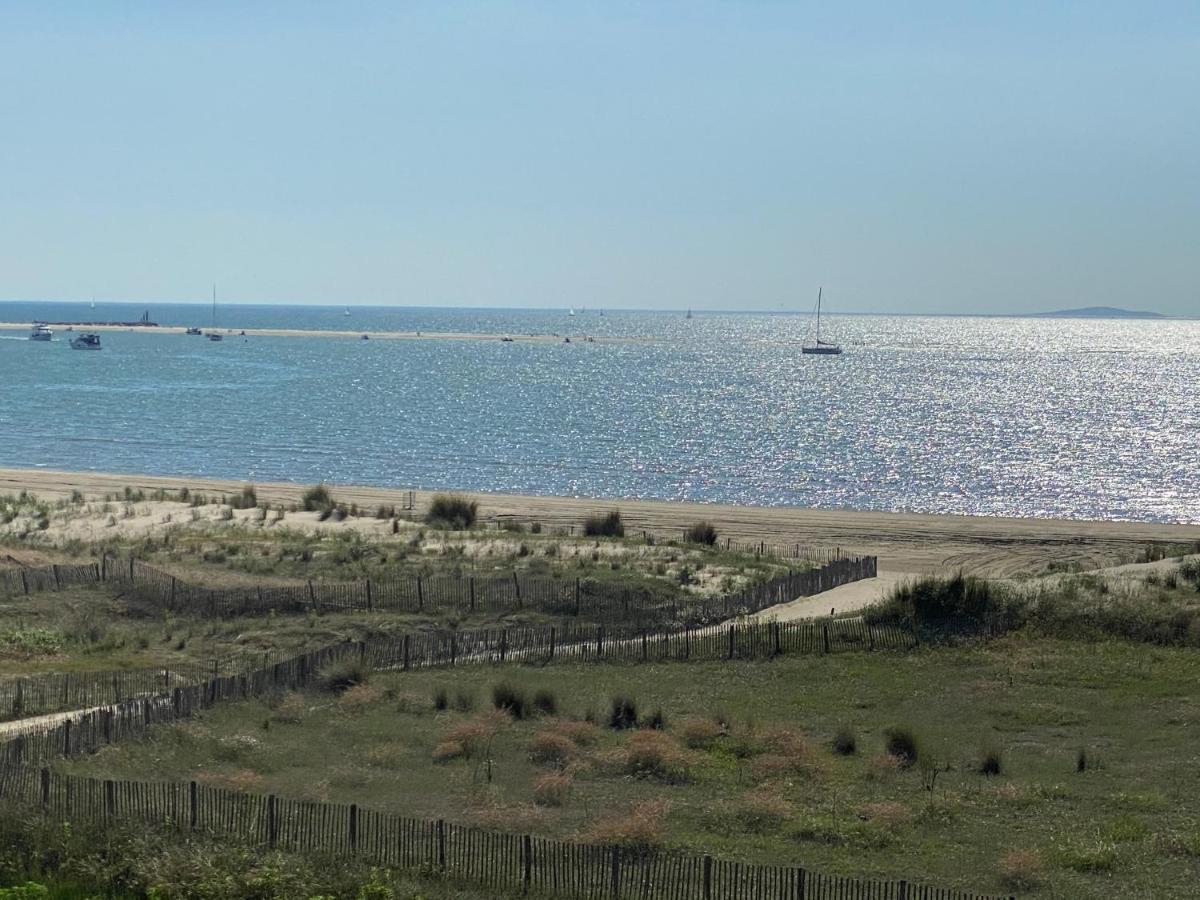 Studio Front De Mer Avec Vue Mer Panoramique ! Le Grau-du-Roi Exterior foto